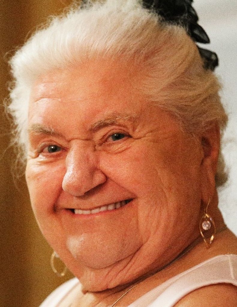 Luise Woyta Reece Profile Photo
