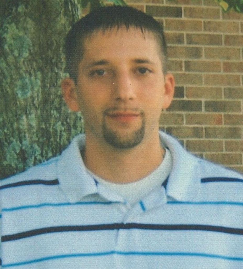 Aaron Wyatt Miear
