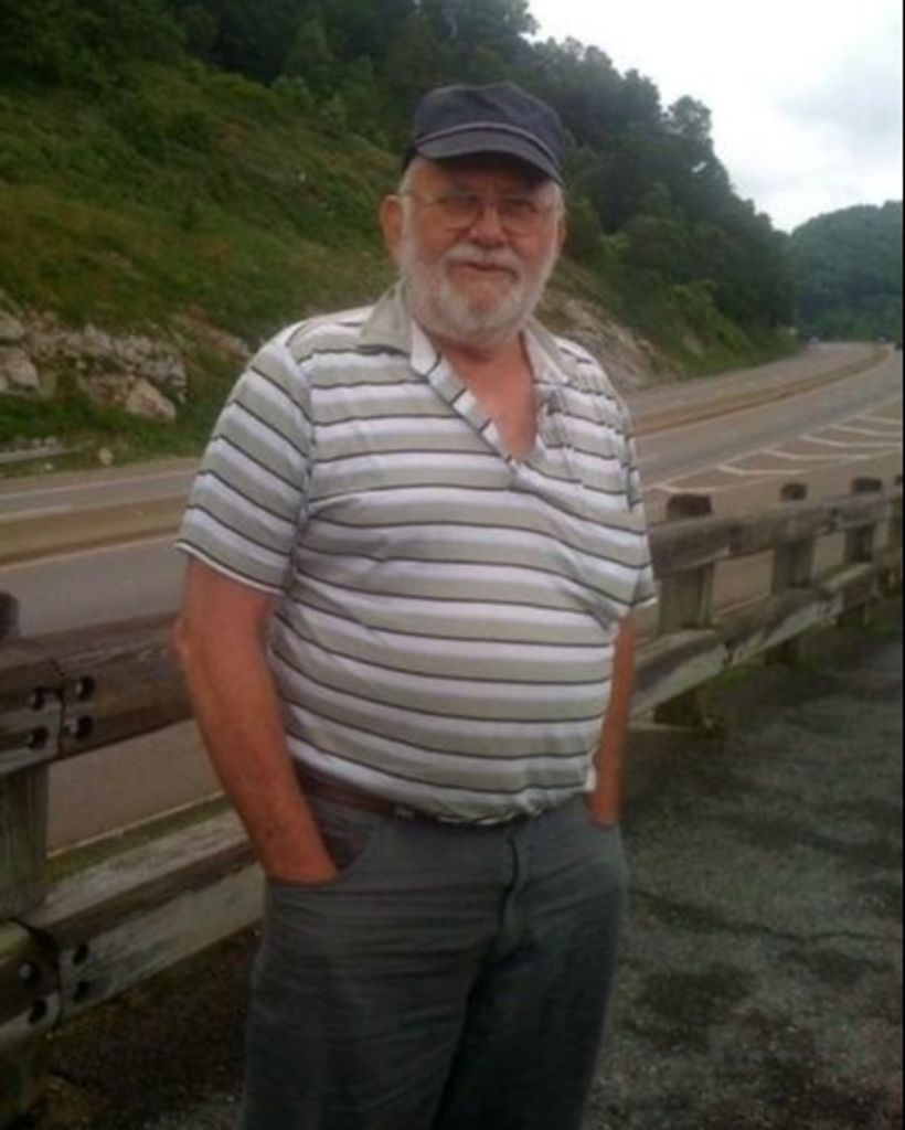 Robert Oliver Profile Photo