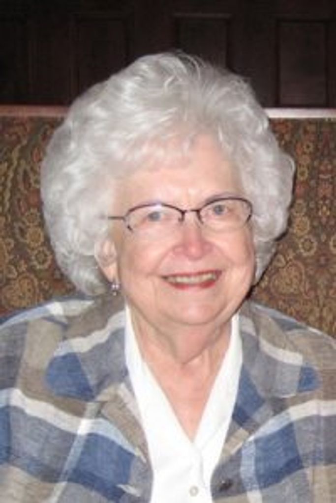 Betty  Lois Mallow