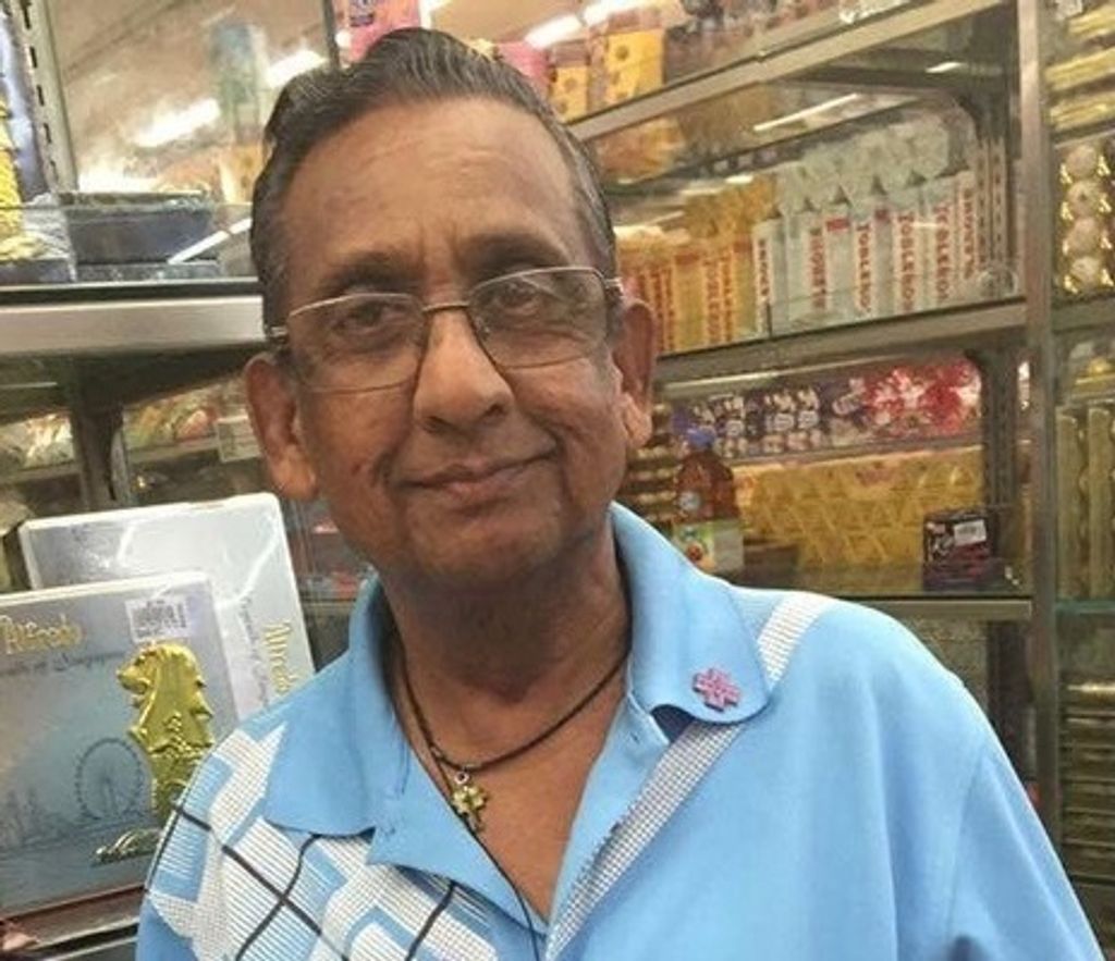 Devanand "Lloyd" Mahabir