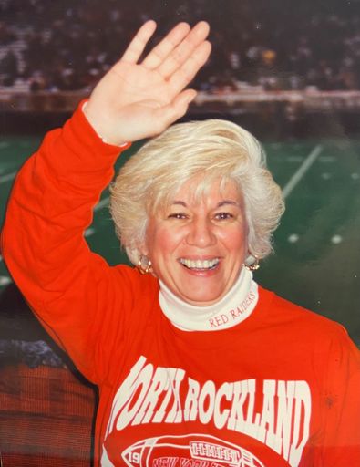 Carol Senatore Profile Photo