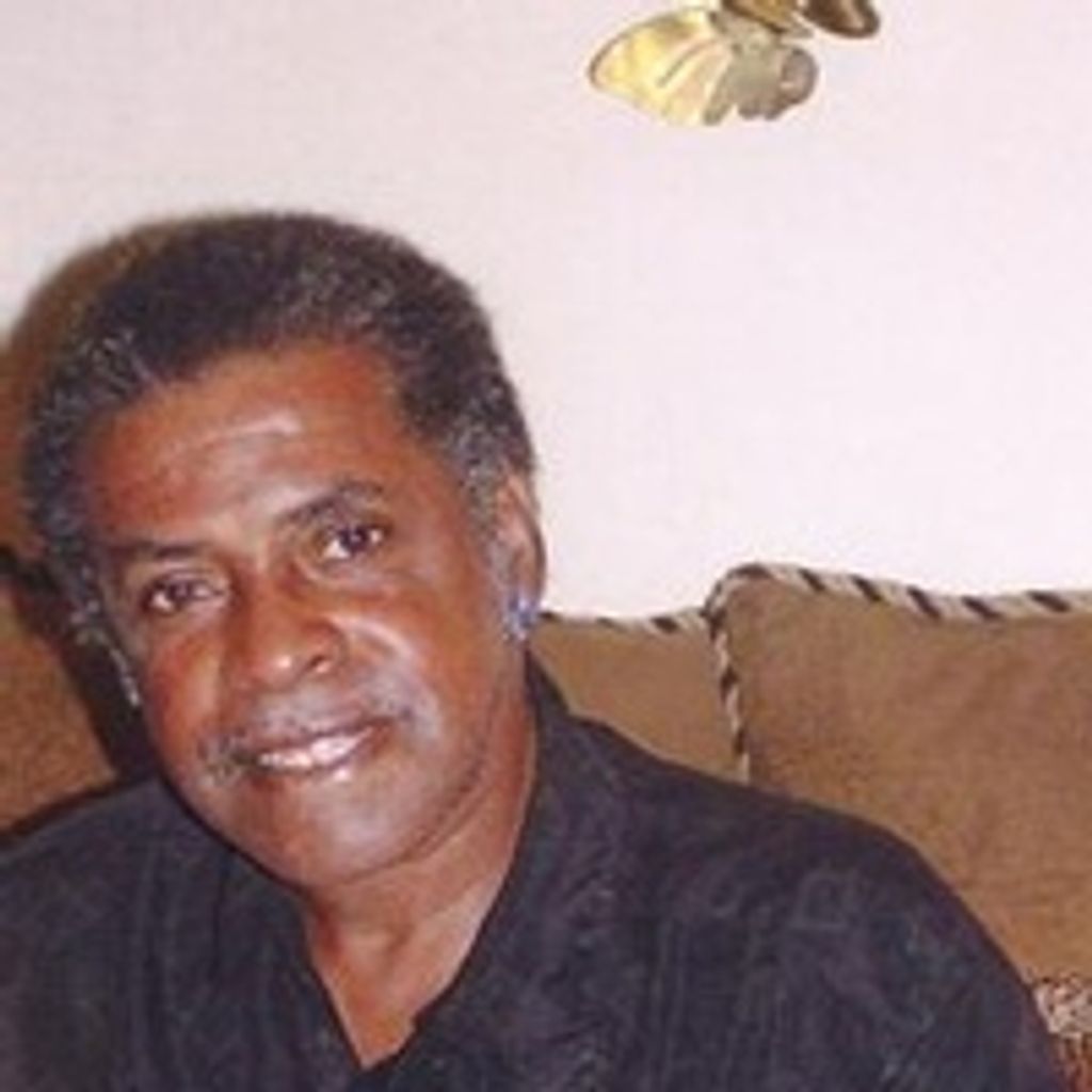 Ezell Applewhite