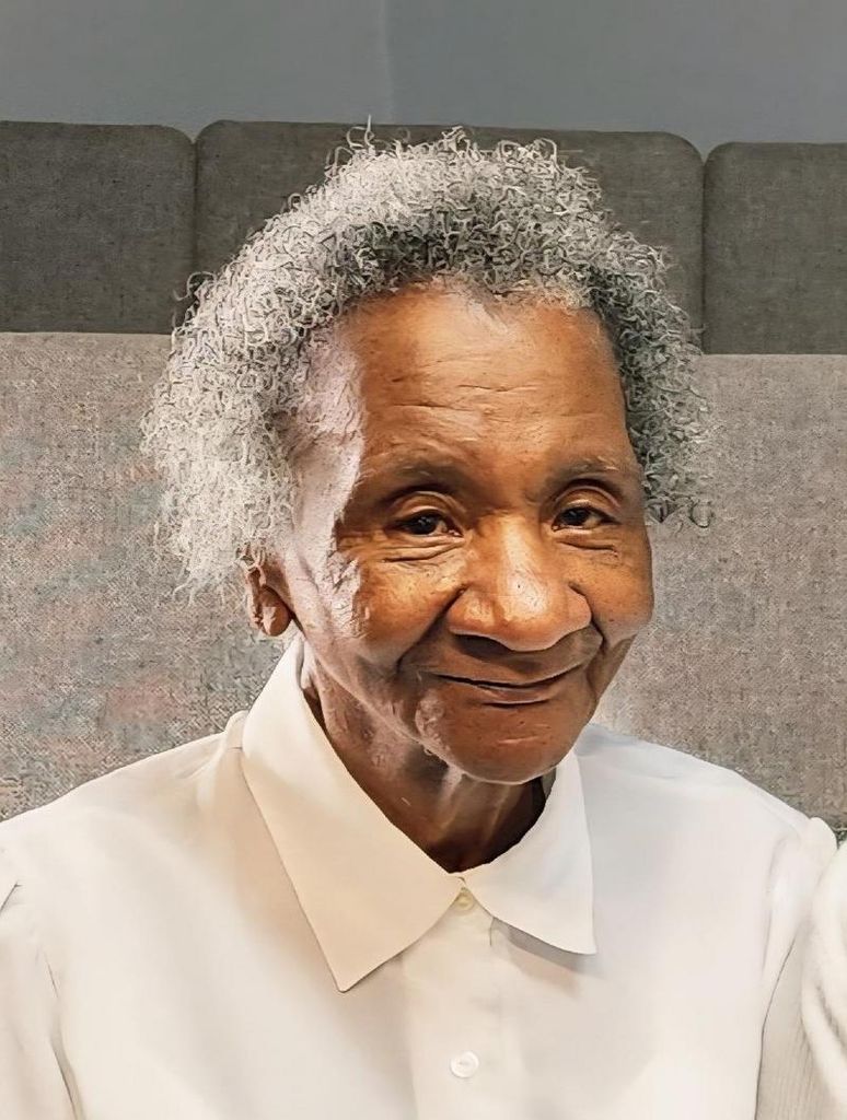 Minnie Pearl Skates Clark Profile Photo