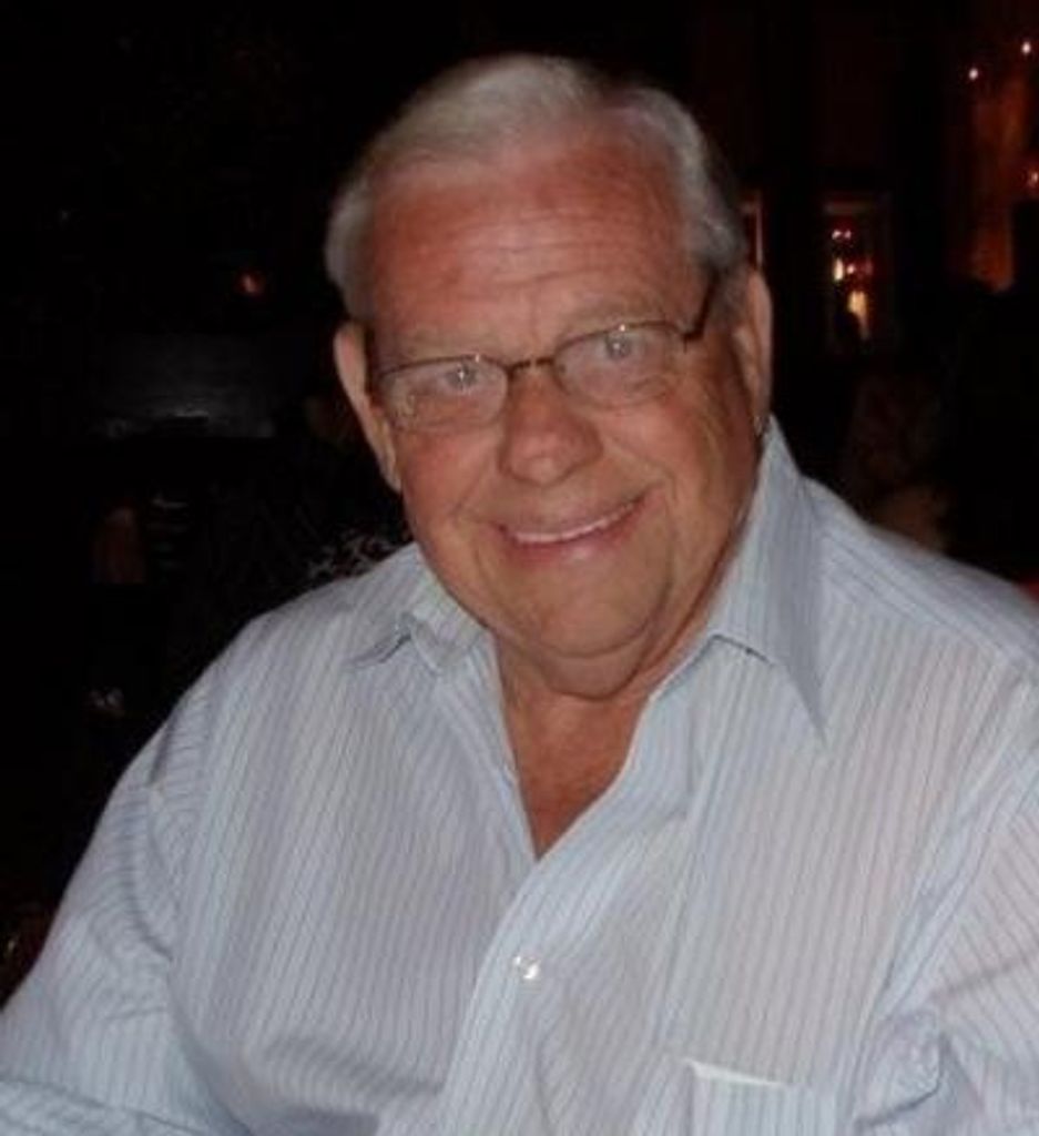 Roger Lewis Claus Profile Photo