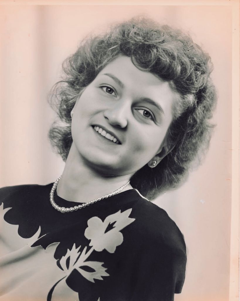 Angie Estelle Sitton