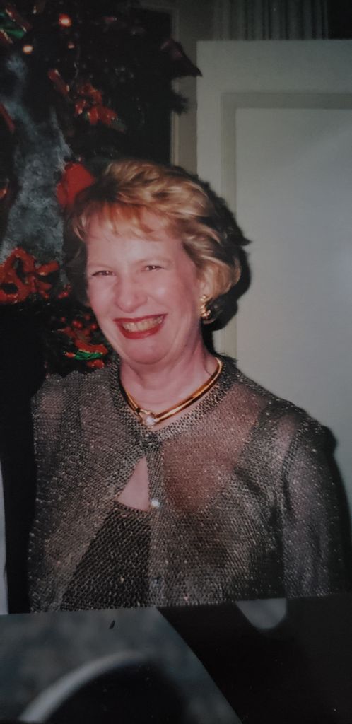 Bess Chandler Delaperriere Profile Photo