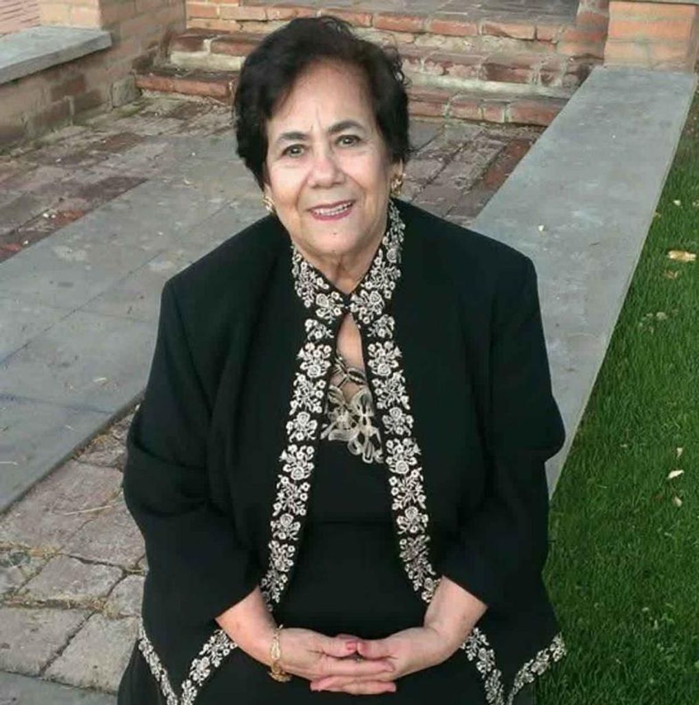 Gloria Maria Ybarra Profile Photo