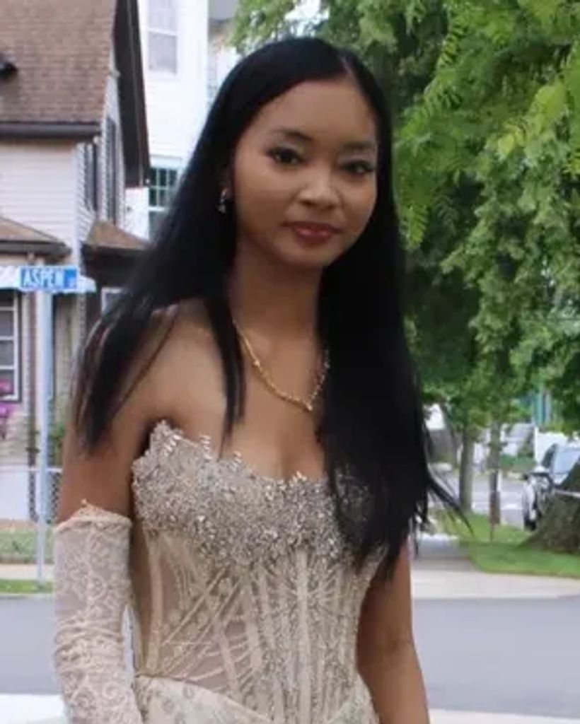 Sreyrote Molly Kheal Profile Photo