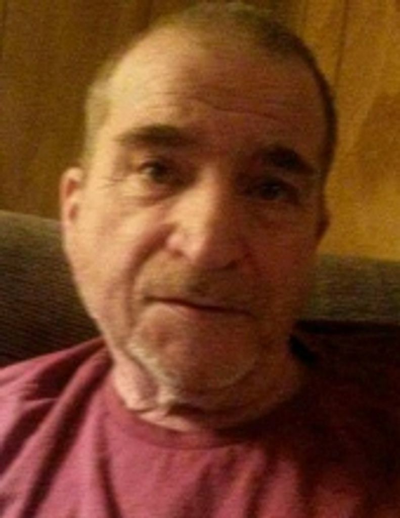 Ernest "Ernie"  Morris