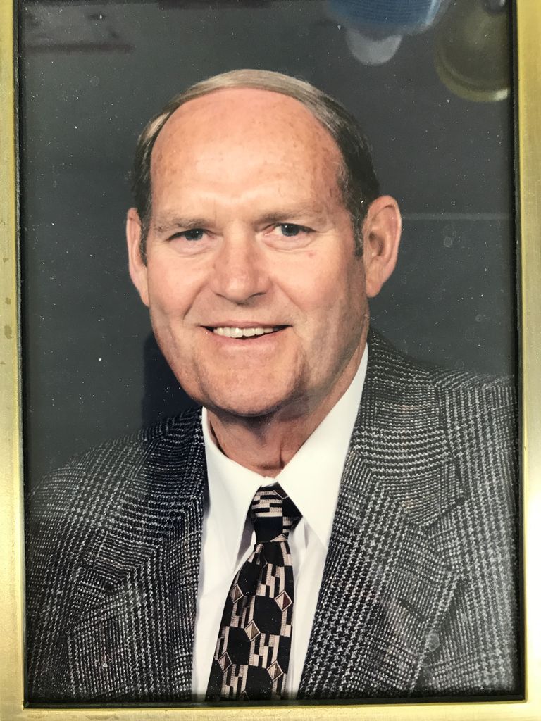 Robert "Bob" Taylor Mackey Profile Photo