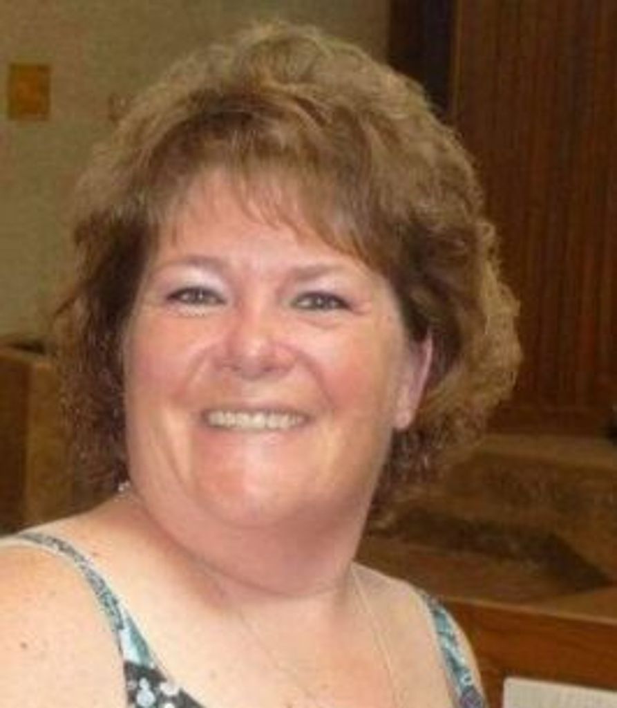 Shelly Proper Profile Photo