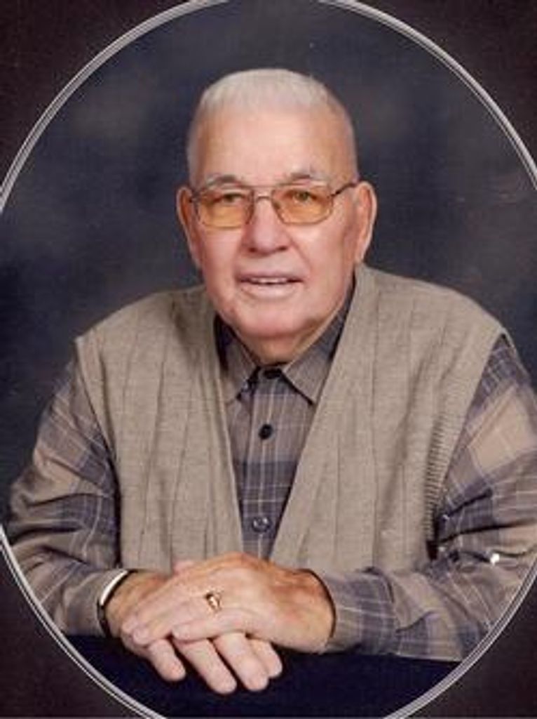 Thomas Blagg Profile Photo