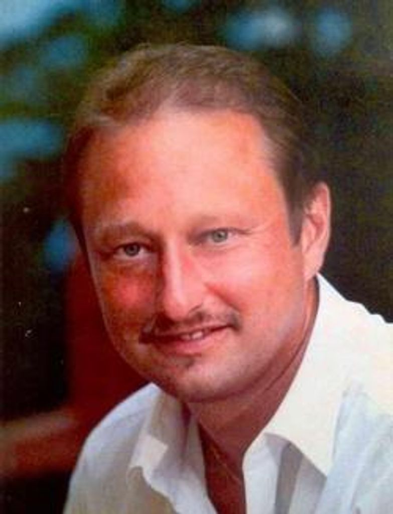 Gary Edward Snow