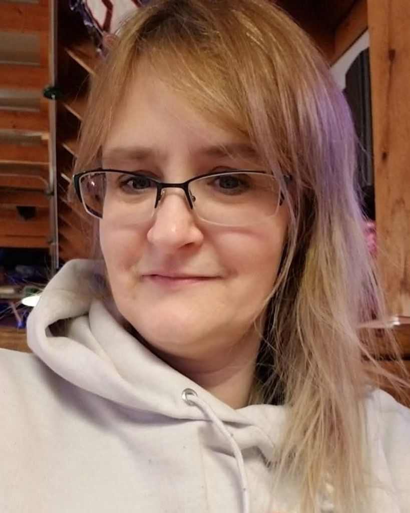 Delinda R. Guzik