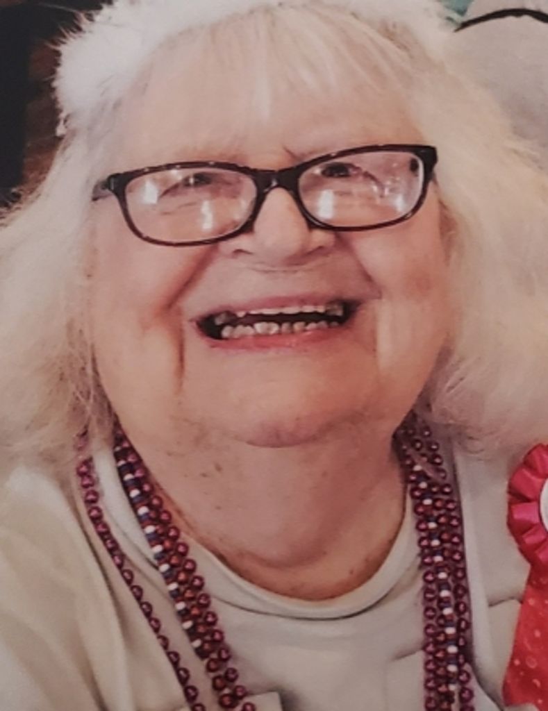 Elaine Claire Arnold Profile Photo