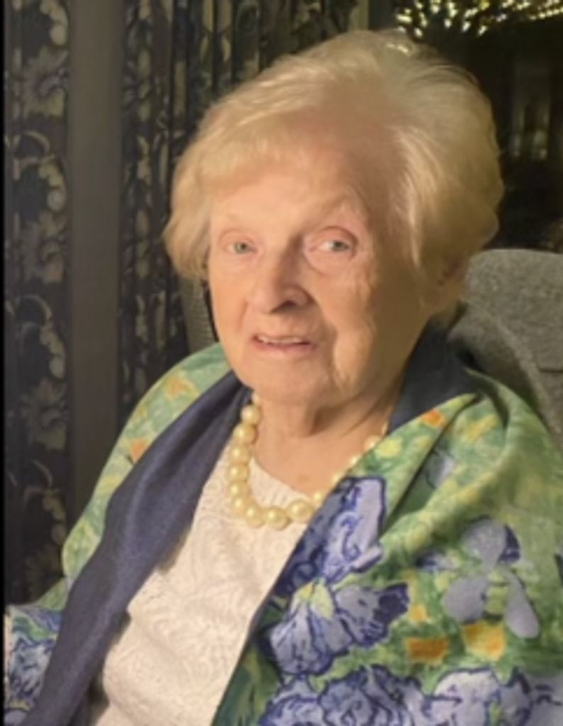 Elizabeth "Phyllis" Geraghty Profile Photo