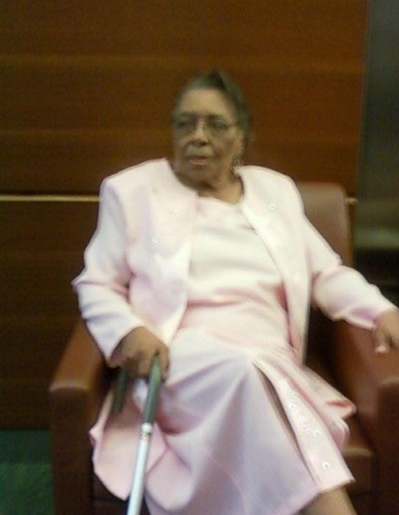 Dorothy (Sistrunk)  Pritchett