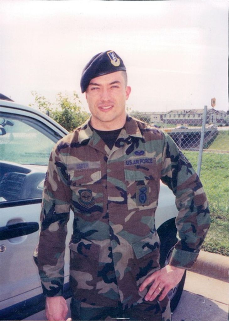 Todd Robert Smith Profile Photo