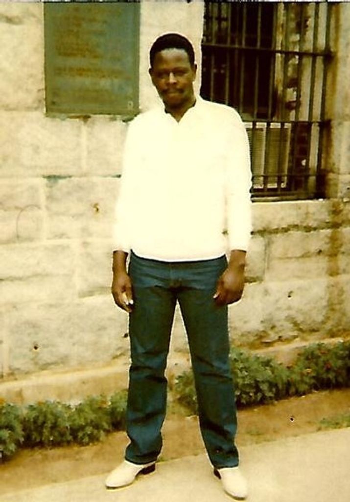 Nathaniel Lewis Profile Photo