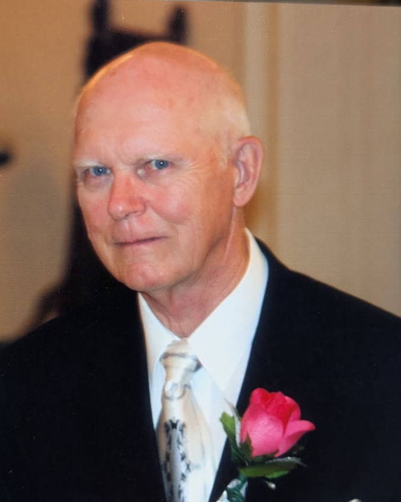 Robert "Bob" Carlson