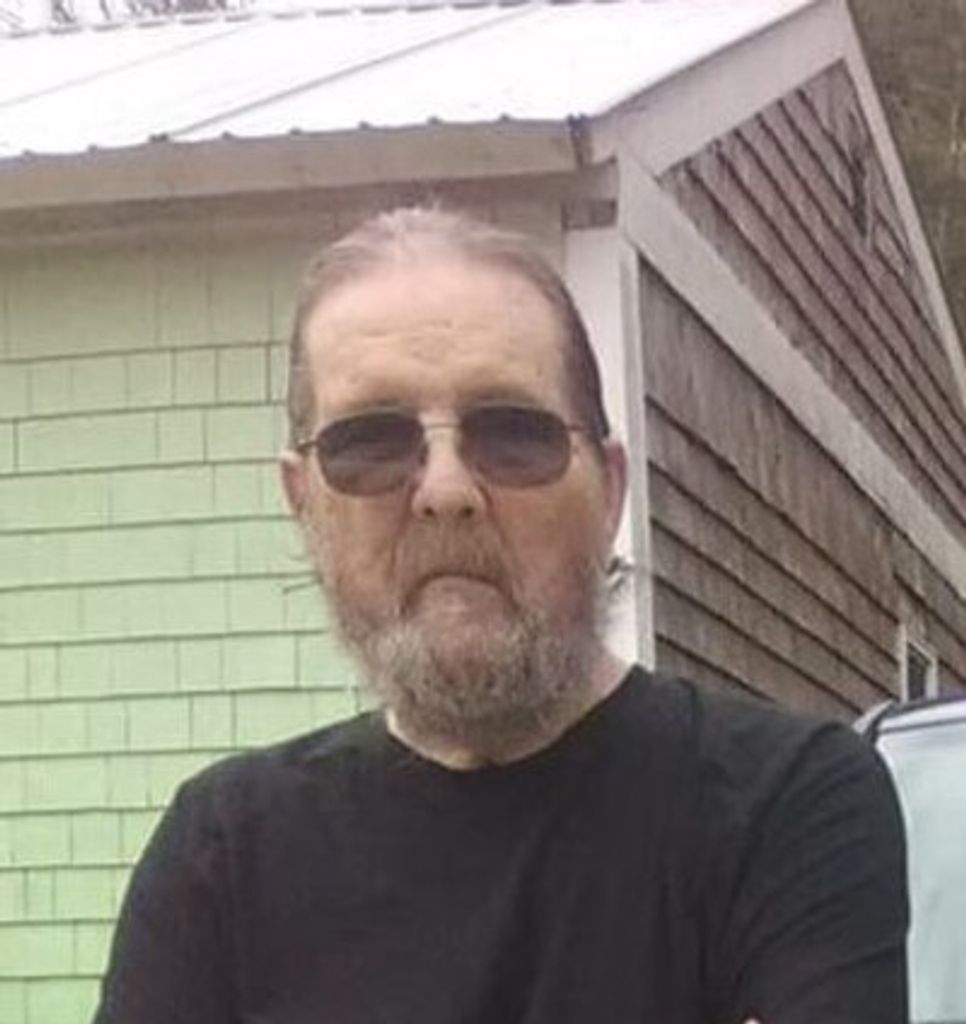 Robert Tracy Profile Photo