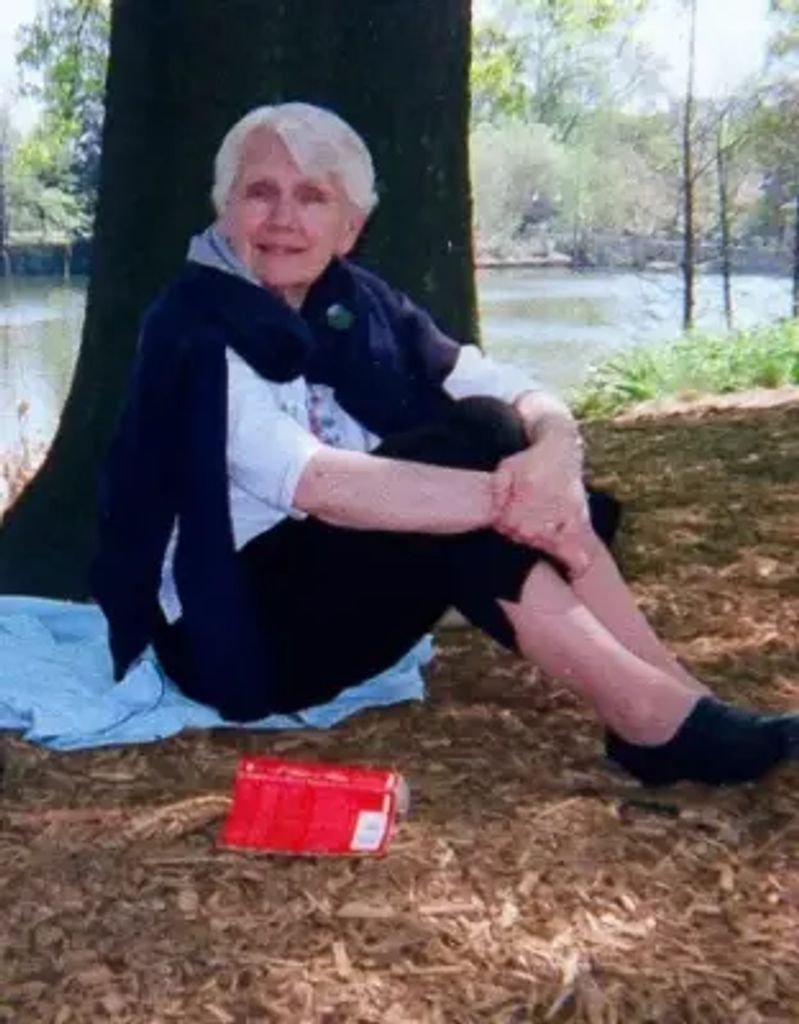 Lois Leeson