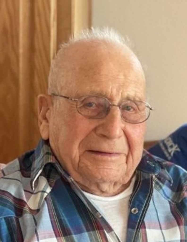 Eugene Lundquist