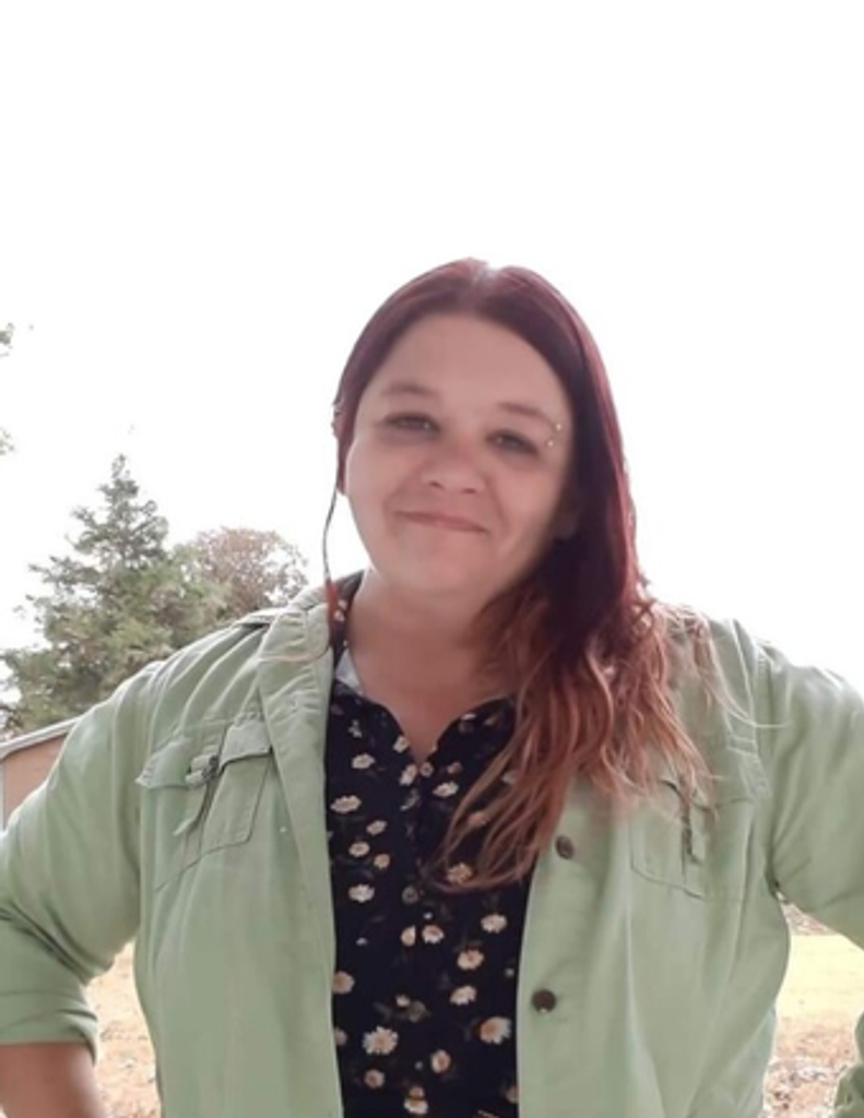 Danielle Marie Lyons Profile Photo