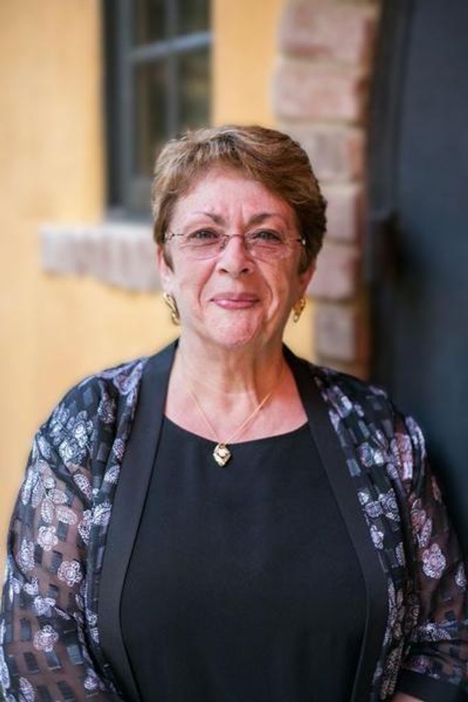 Leona Cobleigh Profile Photo