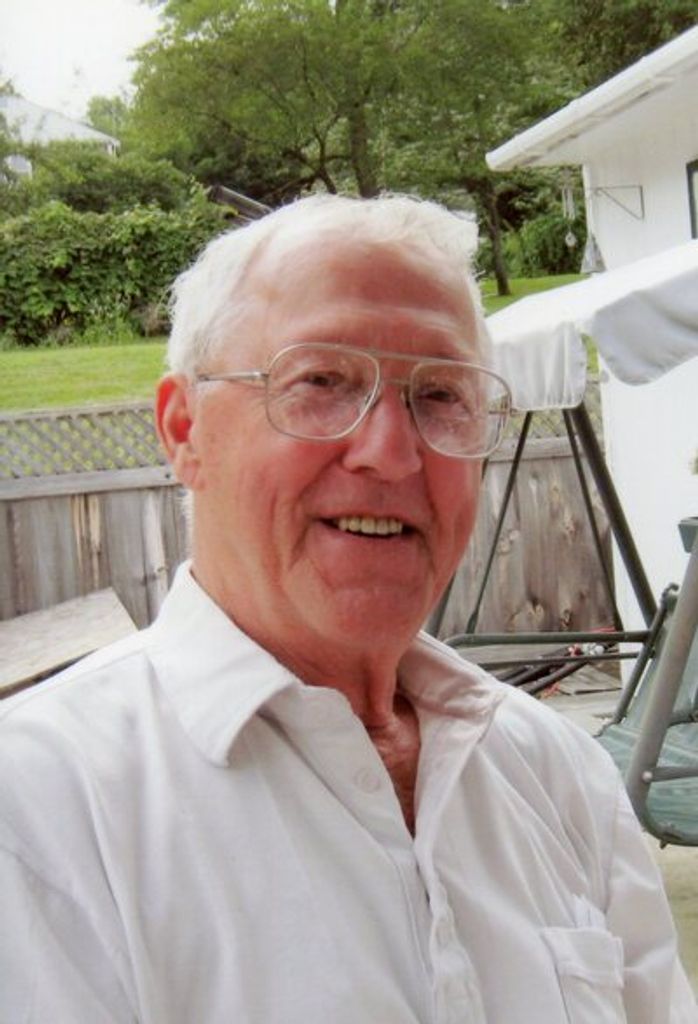 Melvin William Economou Profile Photo