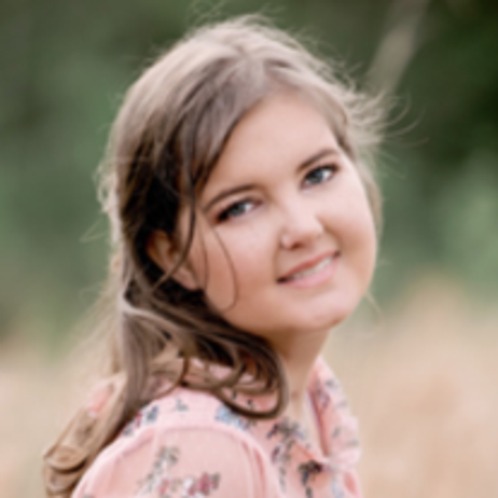 Stephanie Elise Wade Profile Photo