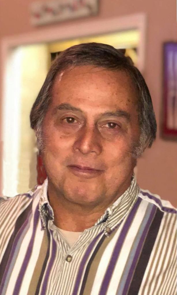 Robert Earl Davis Profile Photo