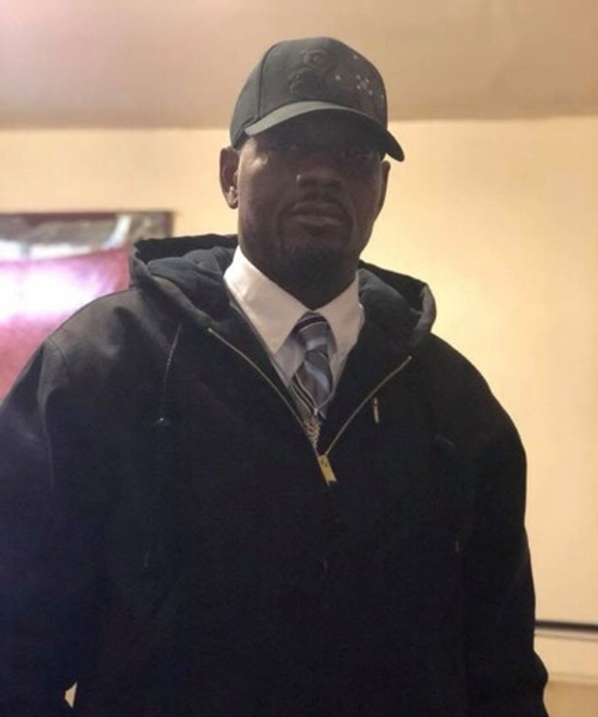 Samuel Woods Profile Photo