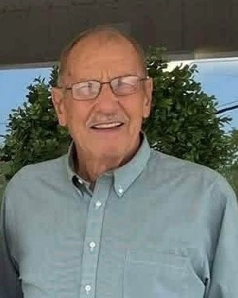 Thomas Hollon Profile Photo