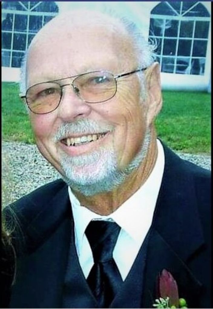Robert W. Bradway Profile Photo