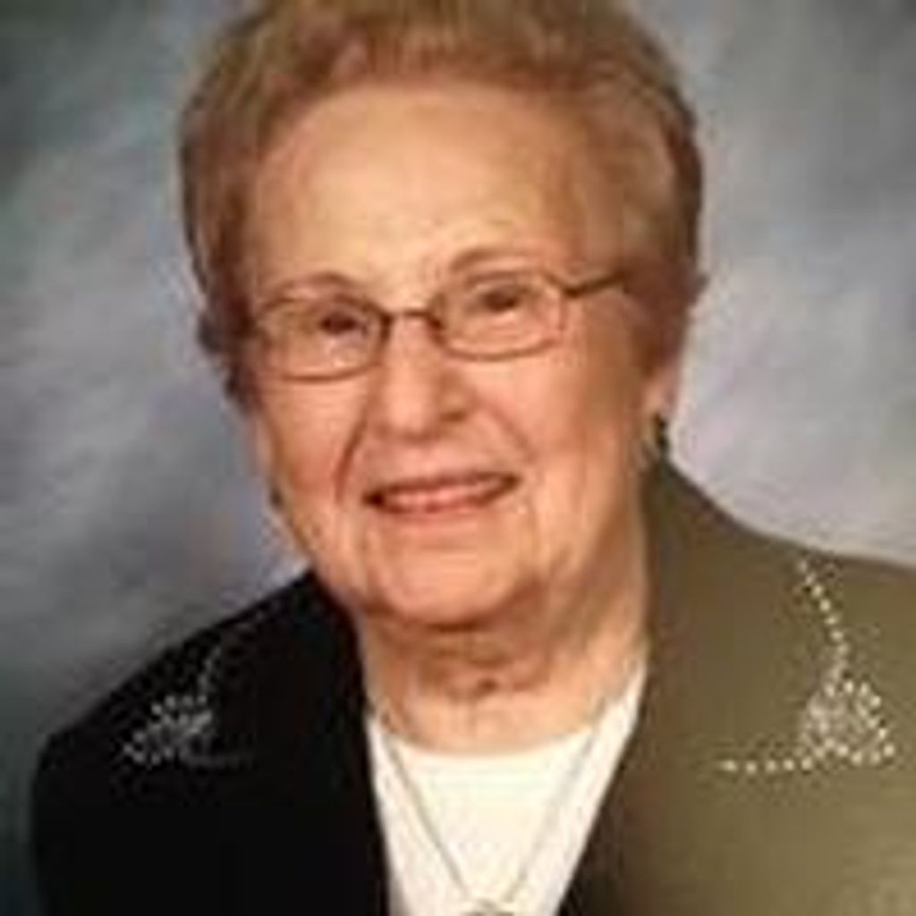 Hannah Lou Smith