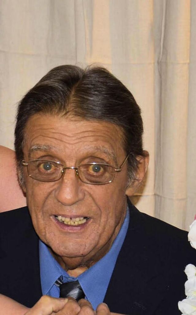 Guy Farnsworth Profile Photo