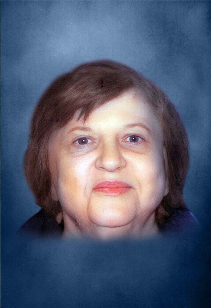 Gertrude "Bee" (VanVlierbergen)  McClelland