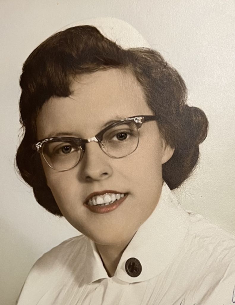 Anna M. (Warren)  Dellago