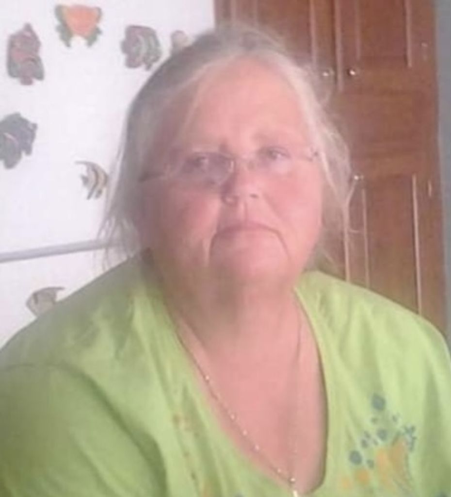 Debra Lynn (Gibson)  English