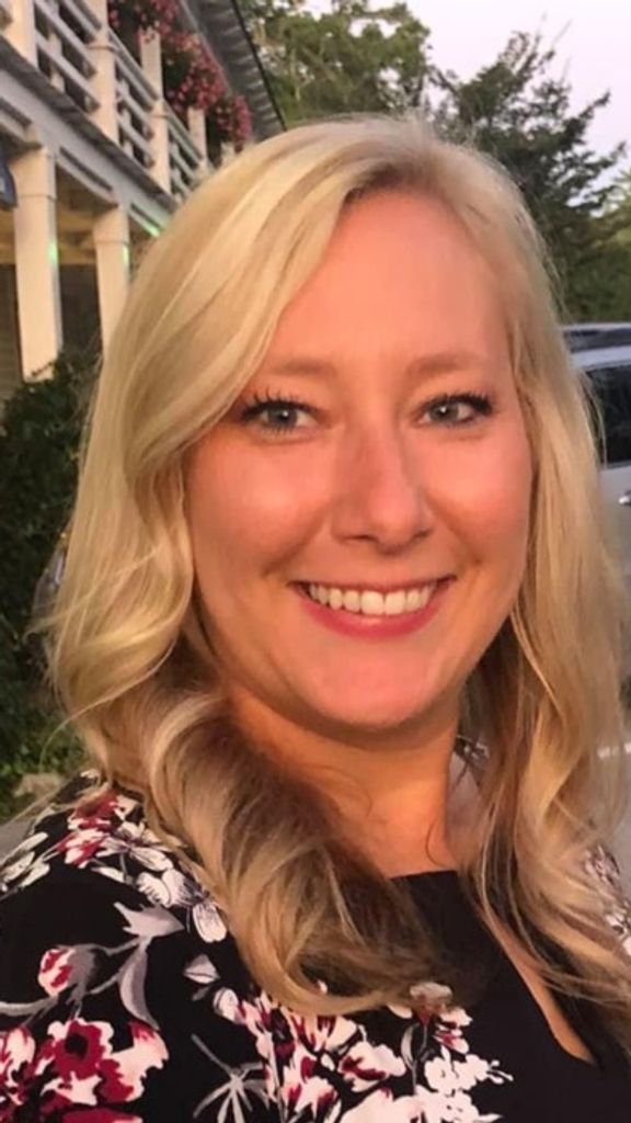 Ashley Emily (Ivey)  Cash