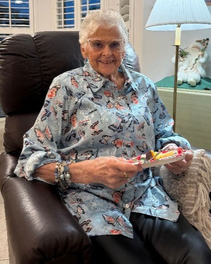 Linda (Schmidt) Gast Profile Photo