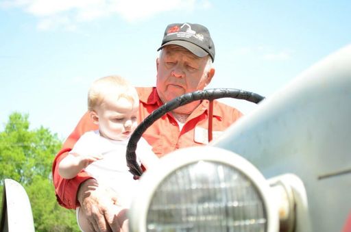 Virgil Elmer Siewert photo gallery thumbnail 139 of 202
