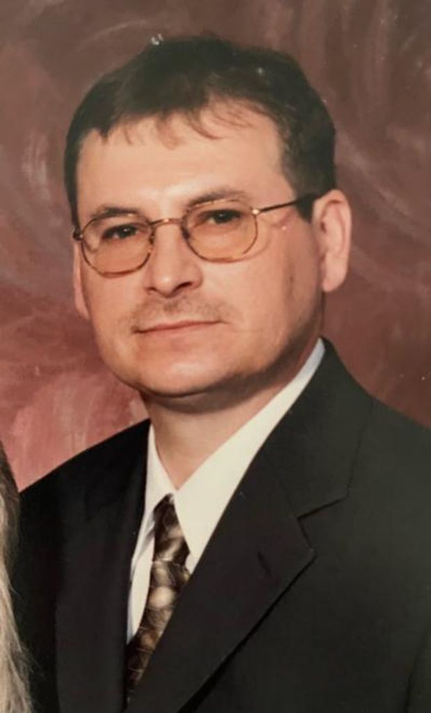 Andrzej Lorenc Profile Photo