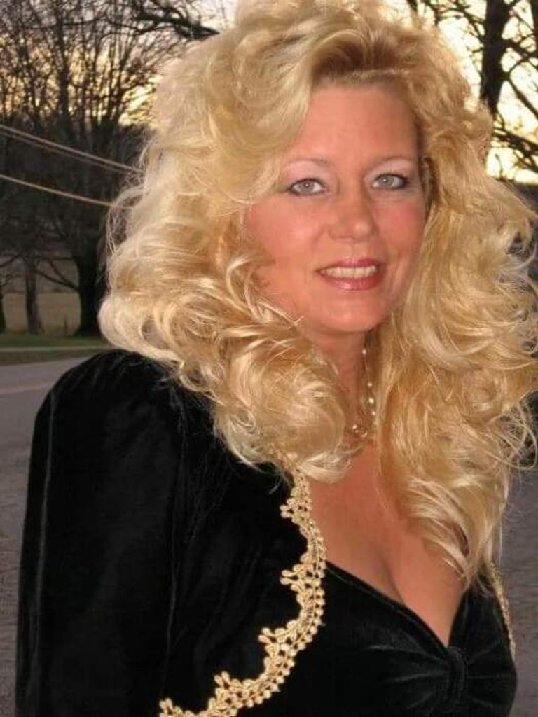 Lori R. (Rippel)  Peterson