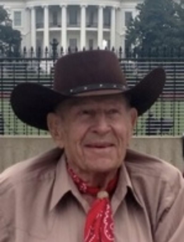 Clayton Novotney Profile Photo