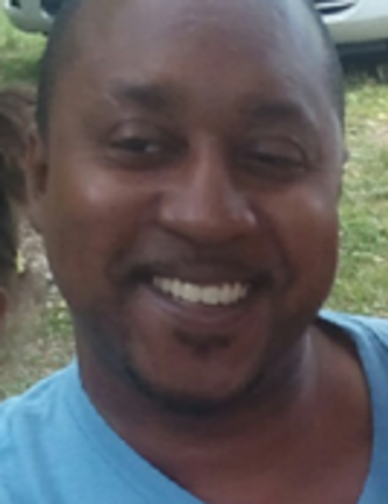 Lenovis Lakell Smith