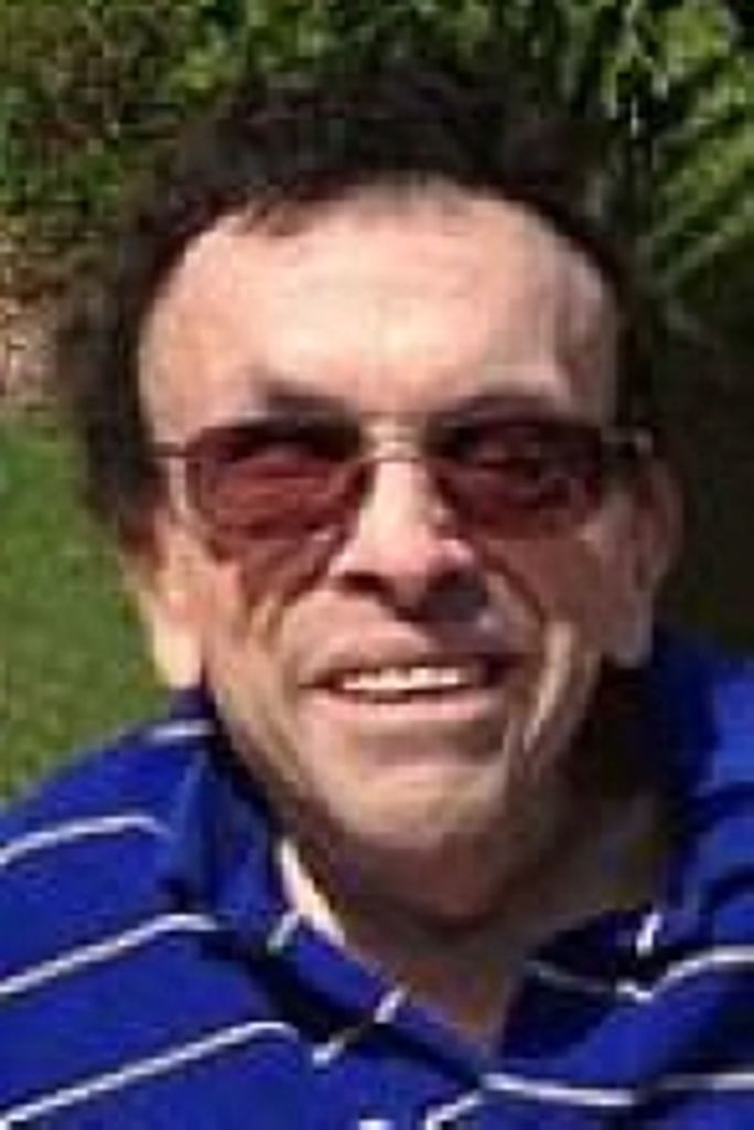 Robert  Charles Mack