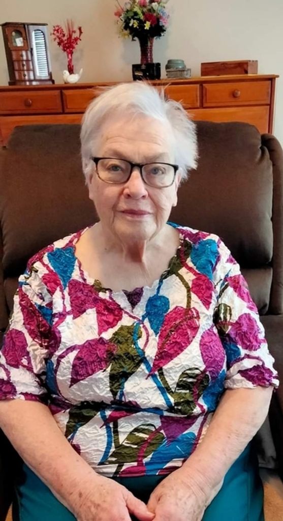 Lois Hughes Fisher Profile Photo